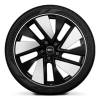 21" alloy wheels in 10-spoke trapezoid design in black